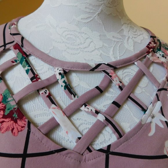 New York and Company 7th Avenue Women's Pink Floral Top Size S - Picture 5 of 6